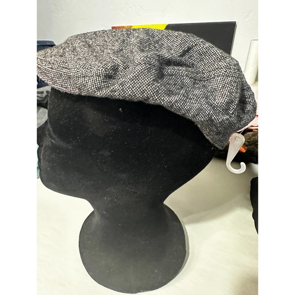 Gymboree Newspaper boy hat size 6-12 Months NWOT - Picture 2 of 4